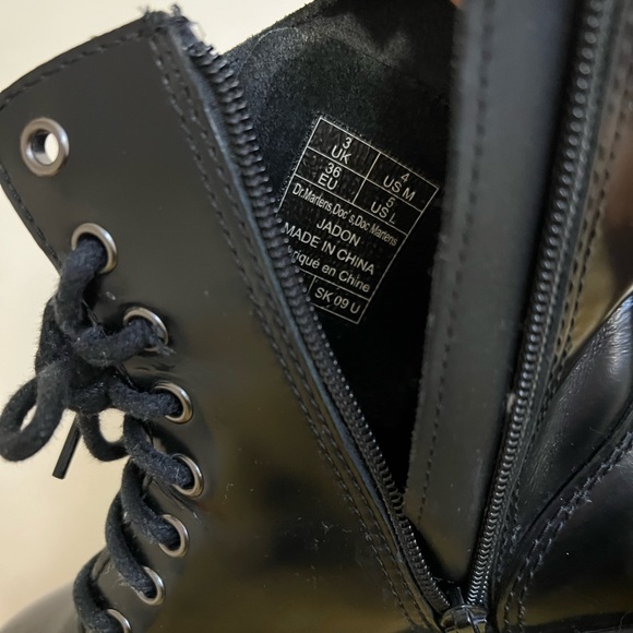 COPY - DR. MARTENS Jadon Womens Platform Boots - Picture 5 of 8